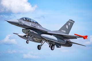 Ya vuelan rumbo a la Argentina otros seis aviones F-16, que se sumarán a la Fuerza Aérea