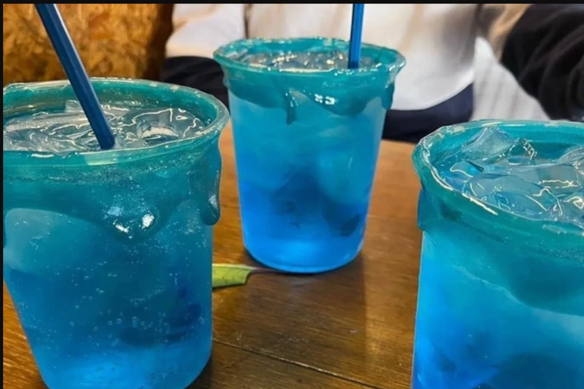 Los "azulitos", el mix de bebidas energéticas y vodka que las autoridades de salud de México pusieron bajo la lupa