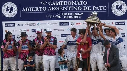 Los Baguales, campeones del Argentino Abierto de pato