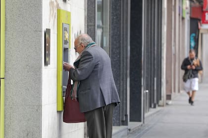 Los bancos cerrarán durante el Memorial Day, pero los cajeros funcionarán de manera normal
