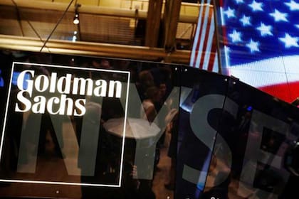 Los bancos más importantes de Estados Unidos dijeron que dejarían de enviar temporalmente donaciones de sus comités de acción política (PACs)