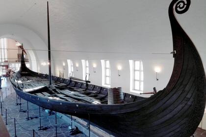 Los barcos exhibidos tienen más de 1100 años de antigüedad
