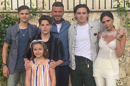 Los Beckham dispuestos a abrir la puerta de su intimidad a Netflix