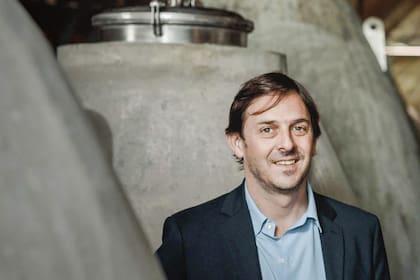 Los Bemberg, propietarios de Peñaflor, el mayor grupo de vinos del país, le pusieron por primera vez su nombre a una bodega. Sebastián de Montalembert, sexta generación en la línea genealógica, cuenta con emoción la historia de un proyecto que nació para unir a la familia