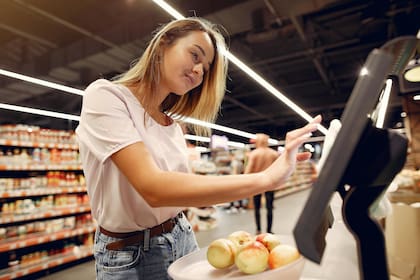 Los beneficiarios de SNAP en Illinois recibirán sus recursos en diferentes fechas, según su antigüedad (Pexels/Gustavo Fring)