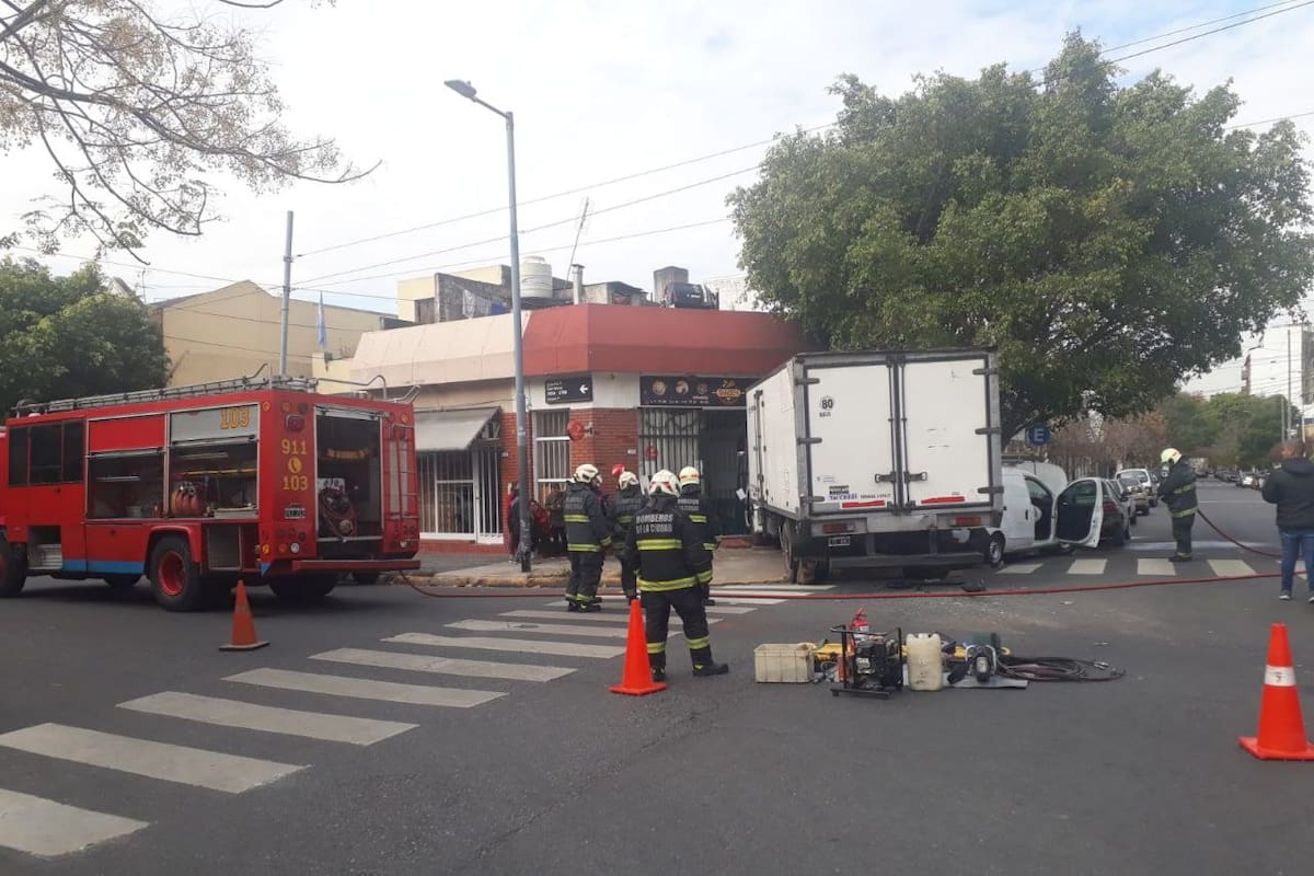 Los Bomberos de la Ciudad intervinieron en un accidente en Villa del Parque