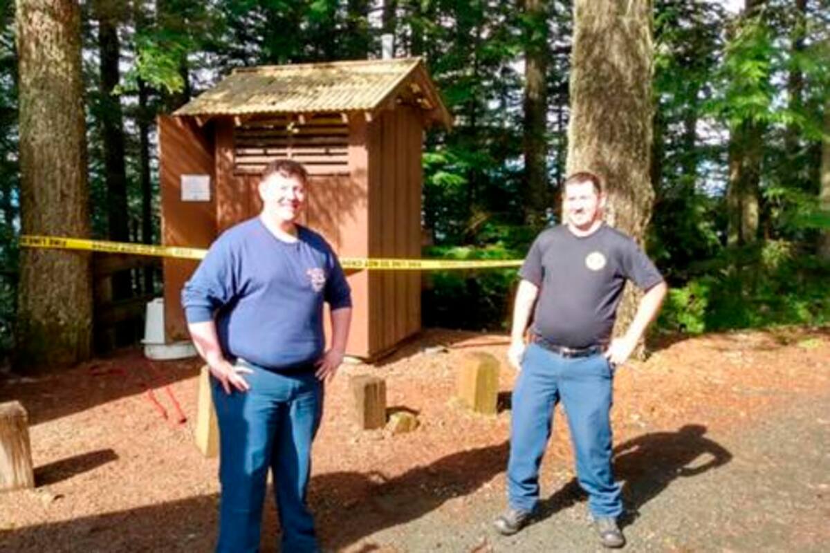 Los bomberos tuvieron que llegar hasta el lugar para rescatar a la mujer