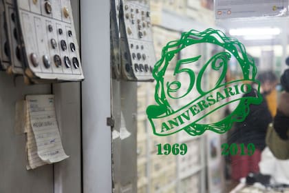 Los botones son los productos más requeridos, ahora en versiones más simples