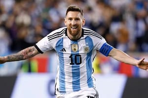 Los brazos abiertos tras convertir un gol, un clásico de Messi