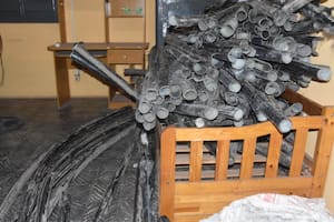 Los cables robados para vender cobre