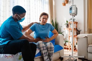 Los cálculos renales y biliares pueden producir dolores lumbares y abdominales severos