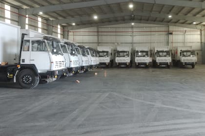 Los camiones que llegaron desde China para combatir la pandemia de Covid