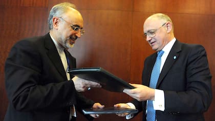 Los cancilleres de Argentina Hector Timerman y de Irán Ali Akbar Salehi firmaron el memorandum de entendimento "sobre los temas vinculados al ataque terrorista en la sede de la AMIA el 27 de enero de 2013
