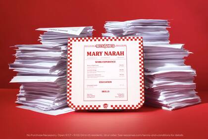 Los candidatos ganadores tendrán sus currículums impresos y enviados en cajas de Pizza Hut al empleador de Nueva York que elijan (Imagen Pizza Hut)