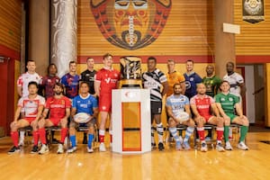 Los capitanes de los seleccionados que participarán en la etapa de Vancouver del Circuito Mundial de Seven; por la Argentina está el cordobés Gastón Revol.