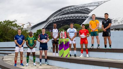 Los capitanes del equipo masculino posan para una foto antes del HSBC SVNS Singapur 2026 en el Estadio Nacional el 27 de enero de 2026 en Singapur