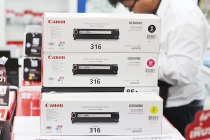 Los cartuchos de Canon se venderán sin chip de forma temporal, un método utilizado por la compañía para validar el origen del insumo y medir el nivel del toner