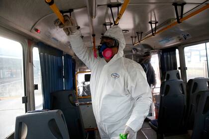 Los casos nuevos en el país ya se cuentan de a dos mil por día