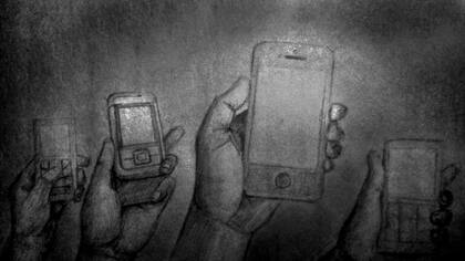 Los celulares y las redes sociales están generando una epidemia oculta de humillaciones a mujeres a través de internet