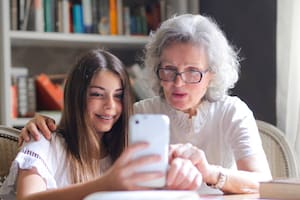 Los cerebros de algunas personas permanecen casi perfectamente intactos, con un pensamiento tan agudo a los 80 años como a los 50