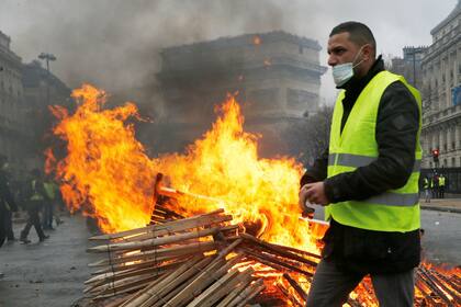 Los chalecos amarillos, en las calles de París