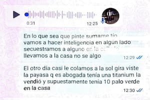 Los chats entre los integrantes de la banda