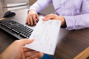 Los cheques tradicionales comenzarán a convivir con los eCheq, la versión digital que promete agilizar esta modalidad de pago