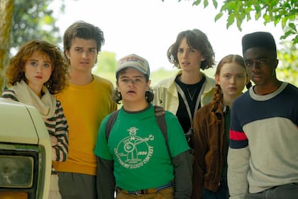 Los chicos de Stranger Things rescatan y disfrutan de la música de los 80