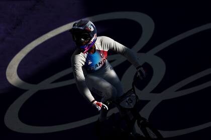 Los ciclistas franceses de BMX terminaron teniendo muchas más luces que sombras: la representación local copó el podio de la carrera masculina.
