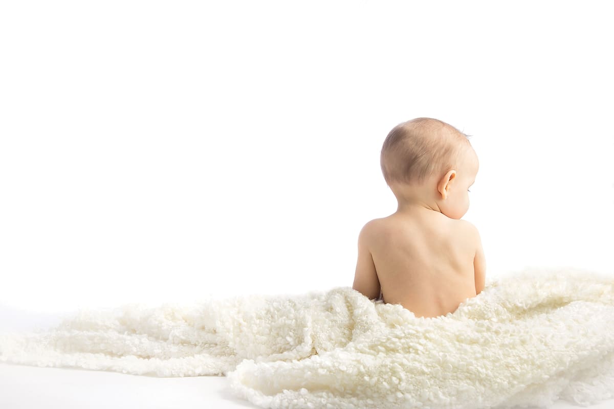 Los científicos del mundo debaten sobre las iniciativas sin control de creación de seres humanos con su genética alterada artificialmente. Mientras tanto, la reproducción asistida avanza y genera nuevas polémicas