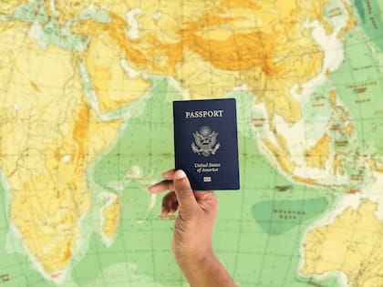 Los ciudadanos de EE.UU. no tienen que cumplir con requerimientos adicionales para conservar sus beneficios, siempre y cuando se encuentren en un país aprobado por la SSA (Unsplash/Global Residence Index)
