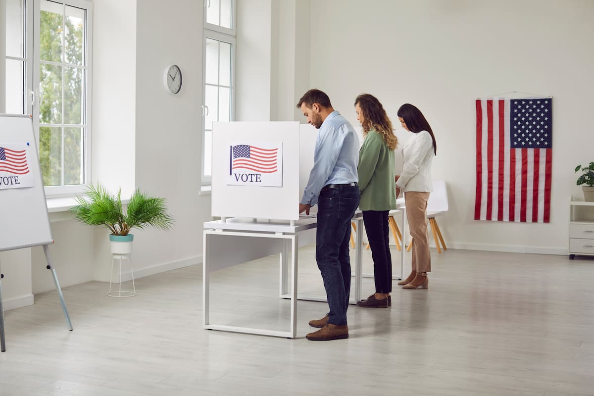 Los ciudadanos pueden votar en las elecciones en Nueva York para elegir al próximo alcalde, que reemplazará a Eric Adams