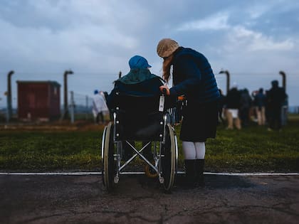 Los ciudadanos que hayan dejado de trabajar por una discapacidad pueden convertirse en beneficiarios (Unsplash/Josh Appel)