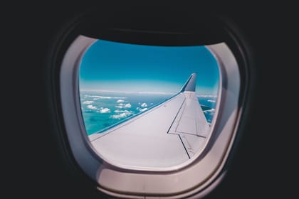 Los clásicos winglets en las puntas de las alas reducen la turbulencia y mejoran la aerodinamia del avión