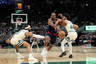 Los Clippers aplastan 127-113 a unos Bucks diezmados y logran su 5 victoria al hilo