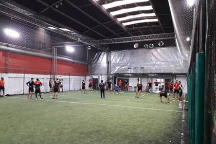 Los clubes de la D deben arreglársela como pueden; solo pueden jugar futbolistas amateurs