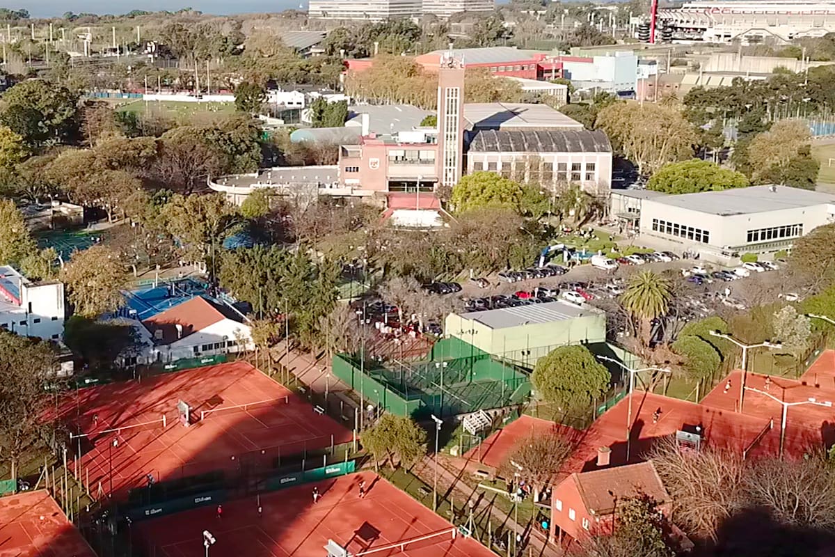 Los clubes ultiman detalles para abrir sus puertas apenas la pandemia lo permita