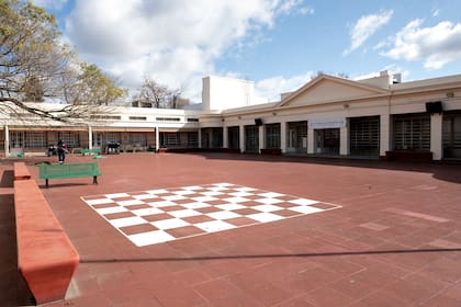 Los colegios ya redactan sus propios protocolos para la vuelta a clases. El colegio Michael Ham