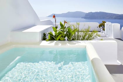 Los colores claros como fondo de pileta están siendo una tendencia