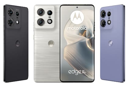Los colores del Moto Edge 50 Pro, con lavanda, negro y un símil mármol o nácar