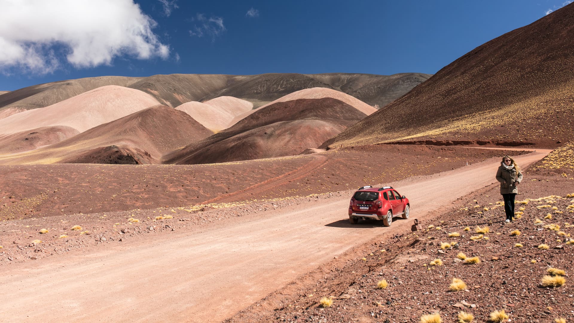 Los colores minerales de la cordillera en La Rioja