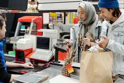 Los comercios no podrán ofrecerles rebajas a los beneficiarios del SNAP (Pexels/Jack Sparrow)