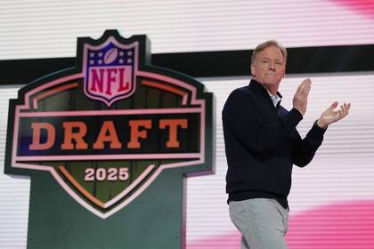 Los Commanders serán anfitriones del draft de la NFL en 2027 en Washington, según fuente de AP