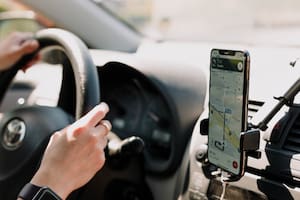 Los conductores aún tienen la obligación de llevar una licencia física, pero podría cambiar en el futuro