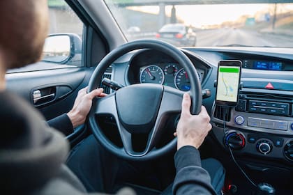 Los conductores pueden ver si realizaron infracciones de tránsito en la web