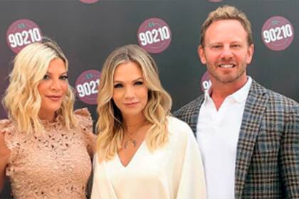 Los conmovedores mensajes de despedida de Jennie Garth, Tori Spelling y Ian Zering a la actriz de Beverly Hills 90210, Denise Dowse.