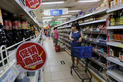 Los consumidores chinos se ven afectados por el incremento de los precios de productos alimenticios