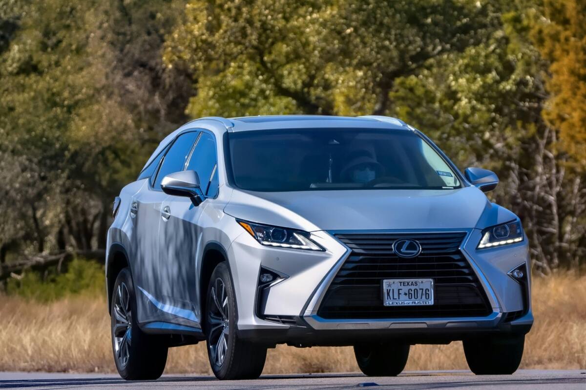 Los consumidores que compren o vendan un vehículo en Texas a partir del 1º de julio de 2025 notarán cambios en la forma en que se emiten o transfieren sus placas