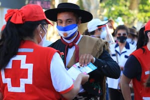 Los controles del pase sanitario fueron una postal repetida en el arranque del Festival Nacional de Doma y Folklore de Jesús María