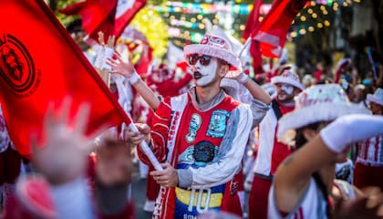 Los corsos en la Ciudad de Buenos Aires son una de las expresiones del Carnaval argentino